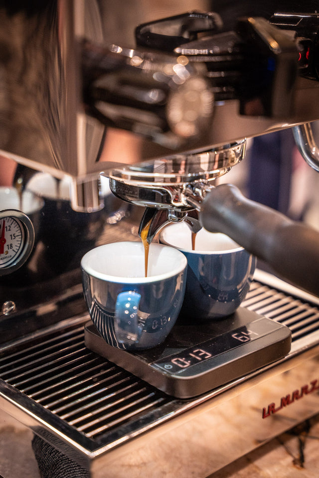 PERFEKTER ESPRESSO ZUHAUSE: 18 G IN, 40 G OUT